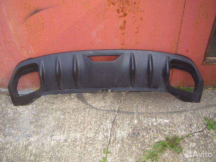 Накладка заднего бампера Джили Кулрей с 19