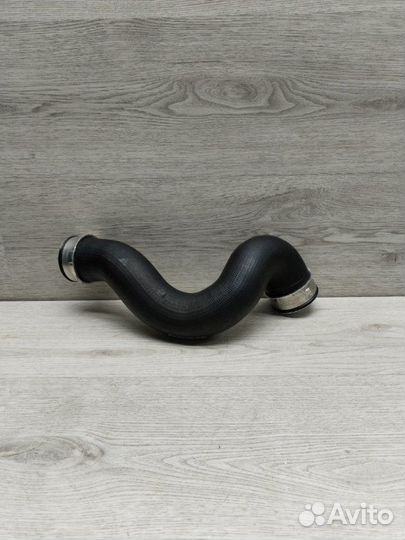 Патрубок интеркулера левый Mercedes C-Class W203