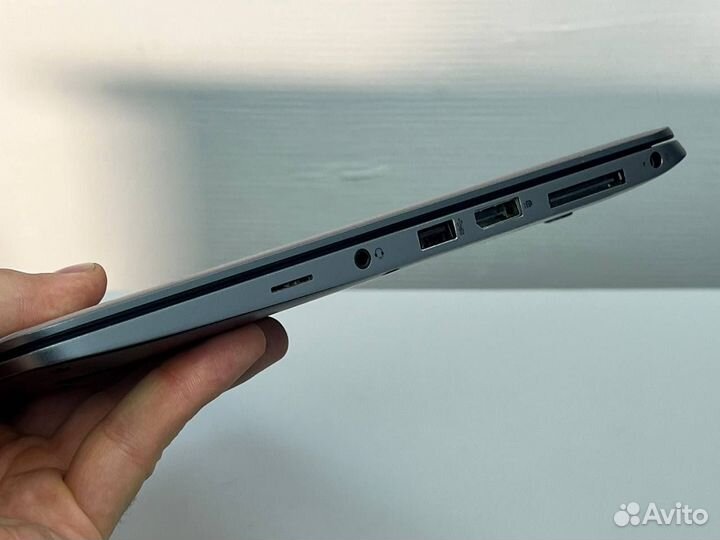 Ноутбук HP EliteBook Folio 1040 g1 i5