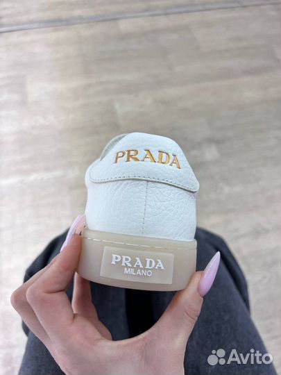 Женские кеды Prada