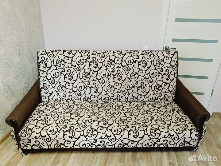 Диван книжка бу