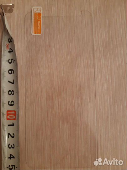 Защитное стекло на самсунг А8