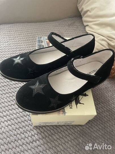 Туфли доя девочки 35 размер