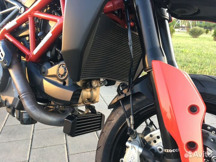 Ducati hypermotard 950