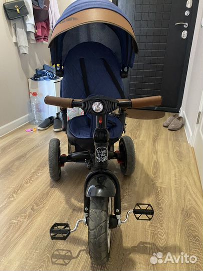 Детский велосипед трехколесный с ручкой