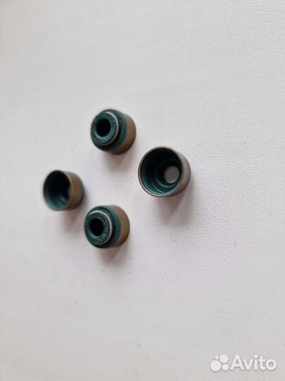 Колпачки маслосъемные subaru 13207AA120