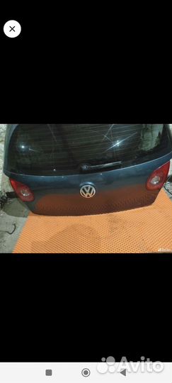 Крышка багажника volkswagen Golf 5