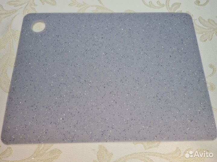 Доска разделочная 33 см гибкая Fissman пластиковая