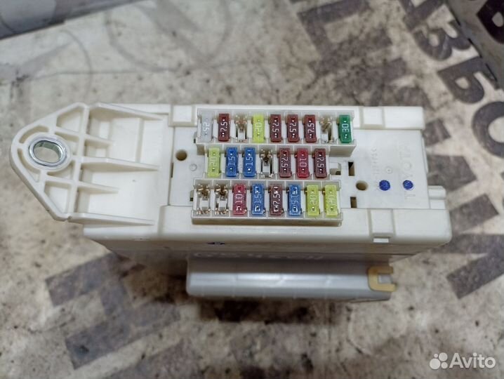 Блок предохранителей Lexus GS450h S191