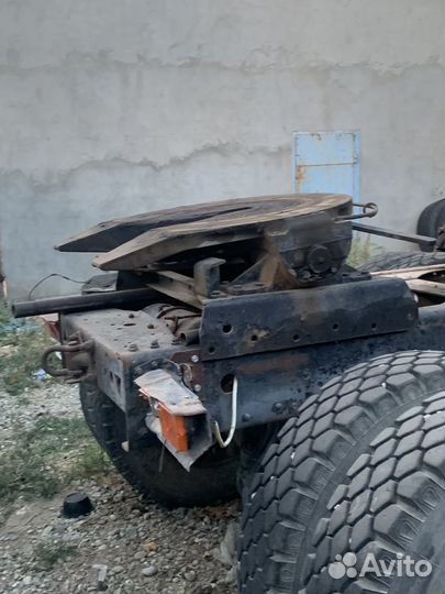 Седло на тягач