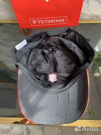 Кепка бейсболка Victorinox чёрная