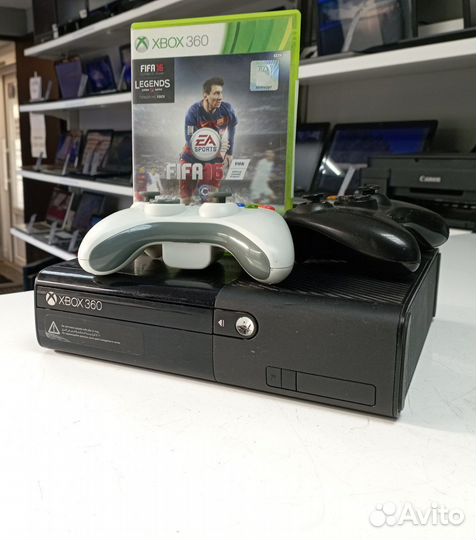 Xbox 360E +2 джойстика + Fifa 16 Гарантия