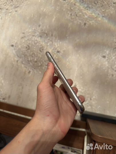 iPhone 11 Pro, 64 ГБ