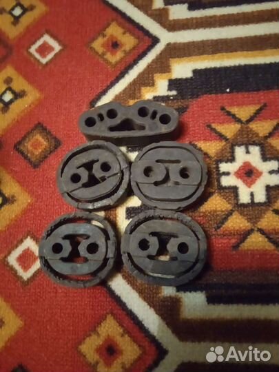 Резинки амортизации глушителя на Фиат альбеа