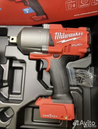 Аккумуляторный гайковерт Milwaukee M18 onefhiwf34