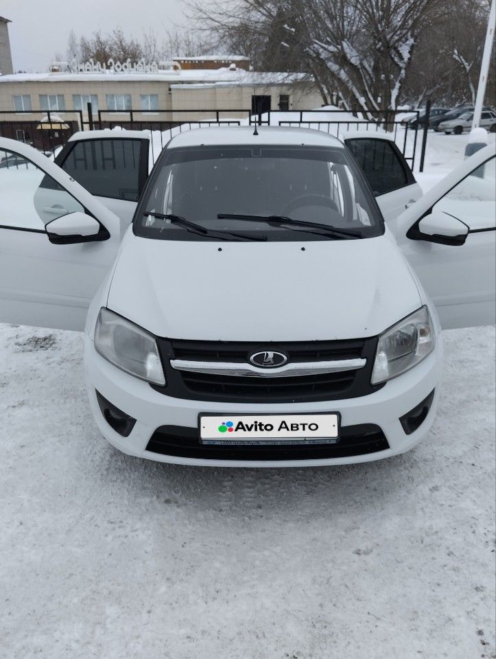 ВАЗ (LADA) Granta: фото владельца