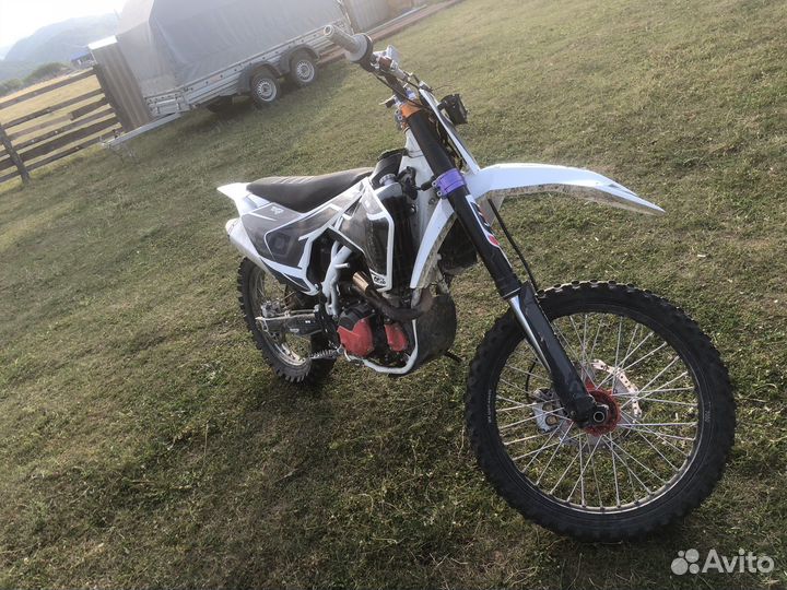 Титан 300