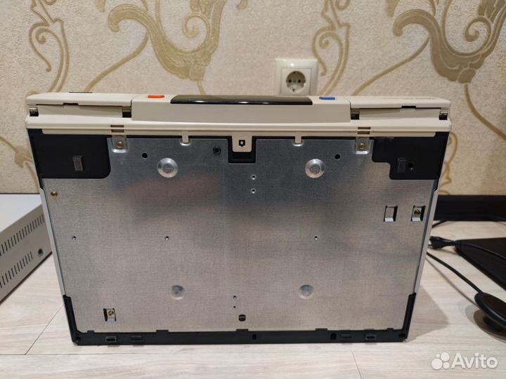 Видеомагнитофон Sanyo TLS-9960P