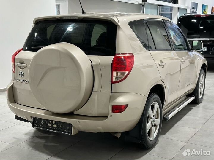 Toyota RAV4 2.0 AT, 2006, 197 000 км