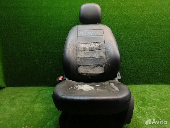 Сиденье переднее левое Opel Astra J P10 A16XER