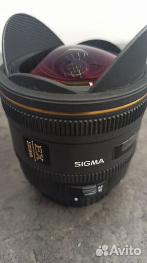 Sigma AF 10 f/2.8 EX DC HSM Fisheye для Canon