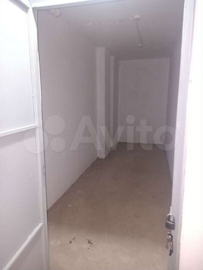 Машиноместо, 10 м²