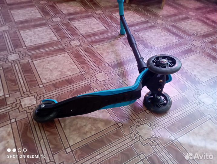 Самокат детский трехколесный