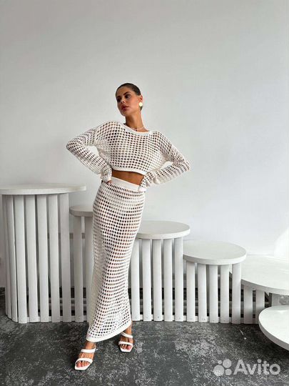 Вязаный легкий комплект