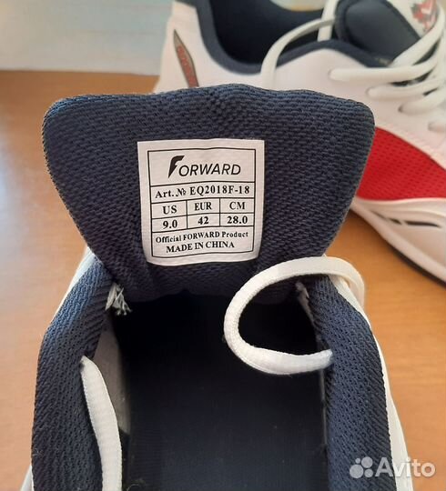 Кроссовки мужские 42 размер новые