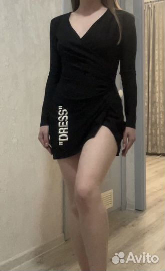 Off-white dress black