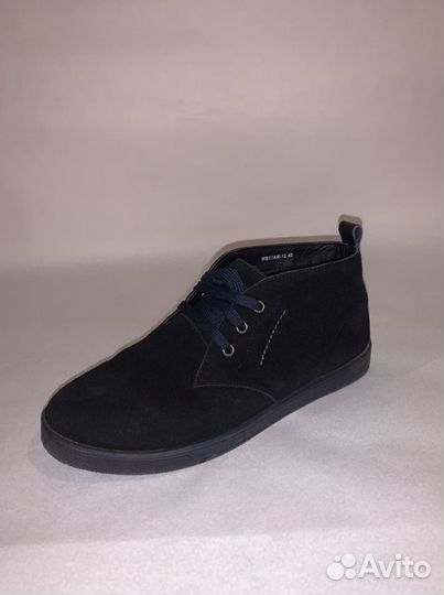 Замшевые ботинки