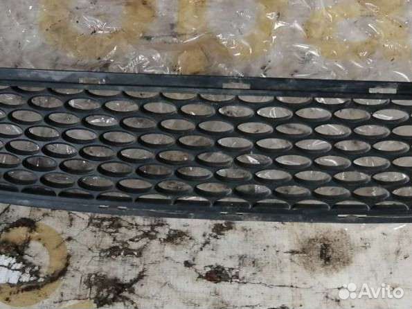 Решетка в бампер Kia Cerato, 2007