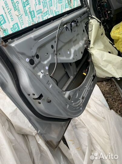 Передняя левая дверь кайрон
