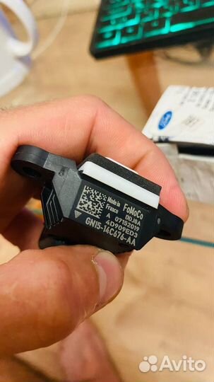 Датчик удара Ford GN1514C676AA