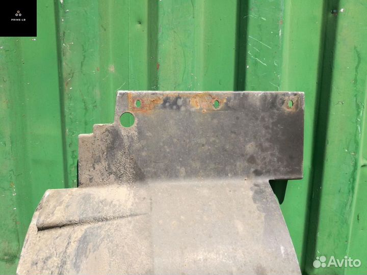 Подкрылок кабины перед. прав. DAF XF 105 2007