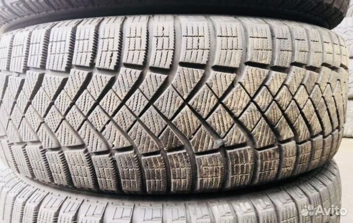 Pirelli Ice Zero 205/55 R16