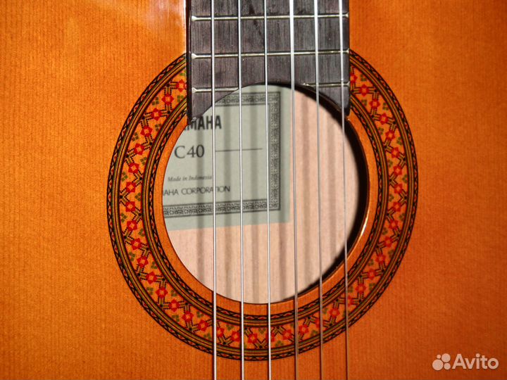 Классическая гитара Yamaha С-40 from indonesia