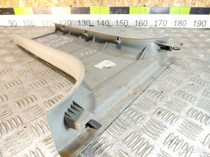 Обшивка стойки левая Audi A6 c6 C6