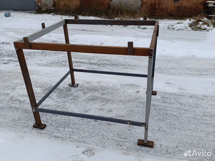 Подставки для евро Кубов