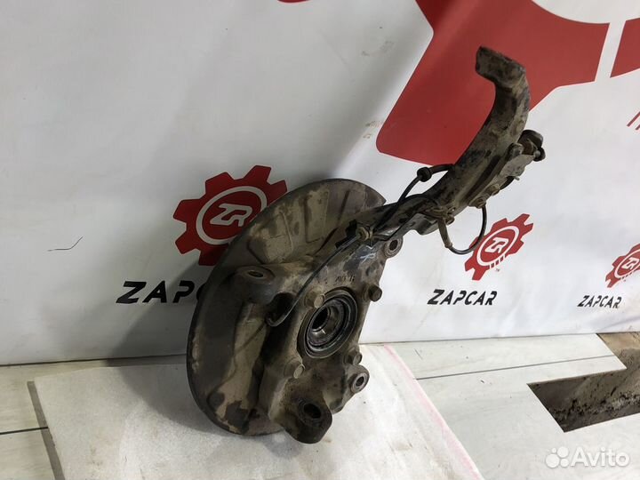 Nissan Patrol Y62 Кулак поворотный