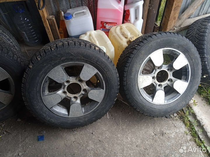 Литье на ниву r15