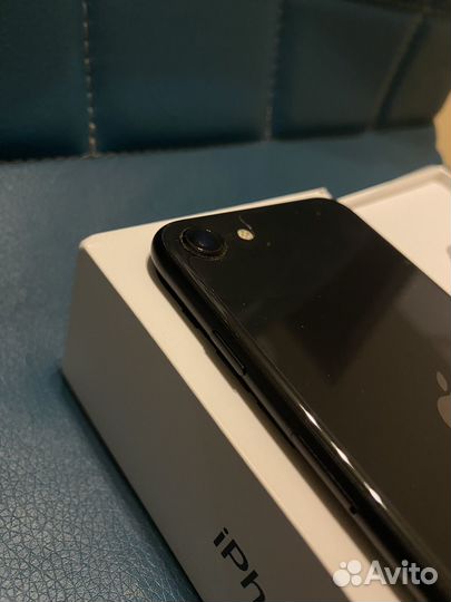iPhone se 2020 64 gb