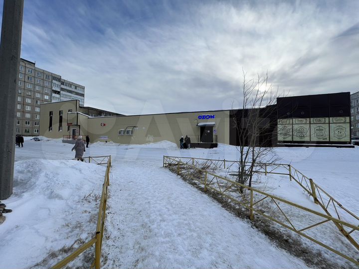 Торговая площадь, 984.9 м²