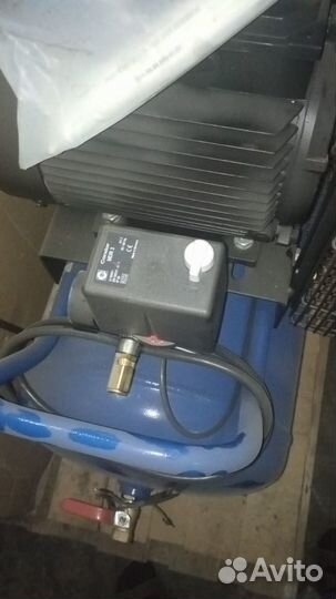 Компрессор Remeza 100lb75 950л/м