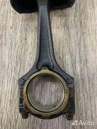 Поршень Opel Zafira A X18XE1