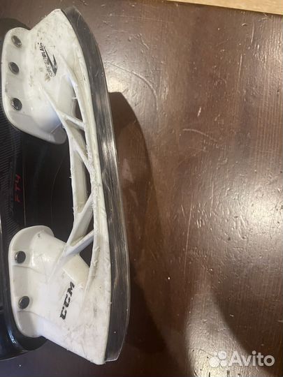 Хоккейные коньки ccm