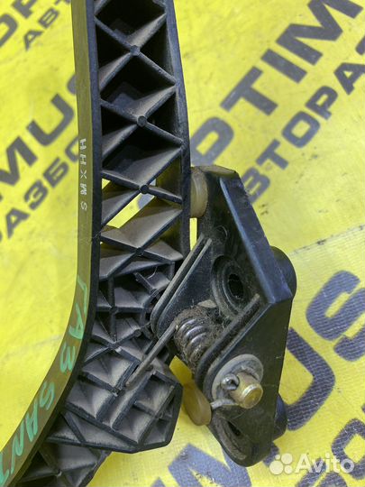 Педаль газа Hyundai Santa Fe 1