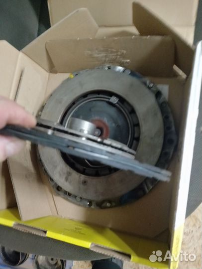 Сцепление volkswagen golf Valeo 821 445