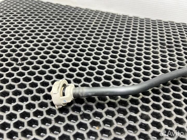 Трубка системы охлаждения Audi A4 B8 A5 8T