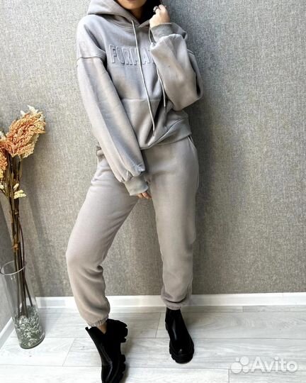 Спортивный костюм